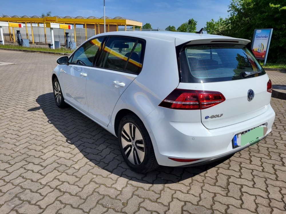 Volkswagen Golf VII Lim. e- voll elektrisch neu tüv 2014/5