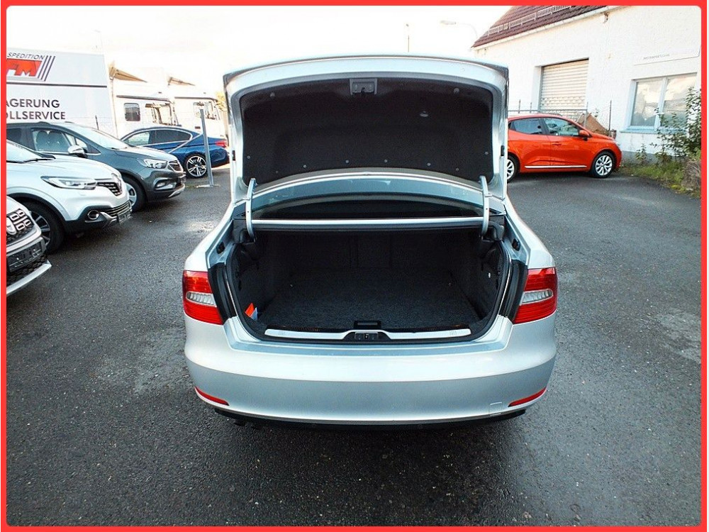 Skoda Superb 1.4 TSI*Xenon*Navi*LED*Sitzheizung* 2013/7