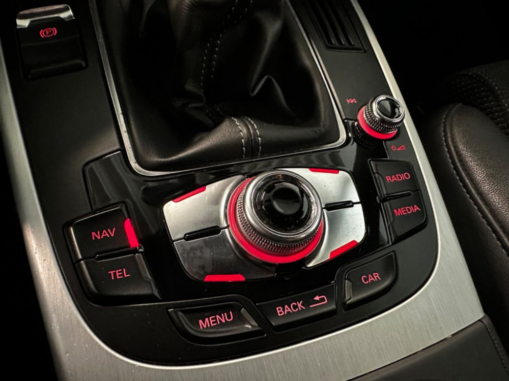 Audi A4 2.0TDI S line Sportp./ plus*1.Hd*SCHECKHEFT 2012/4