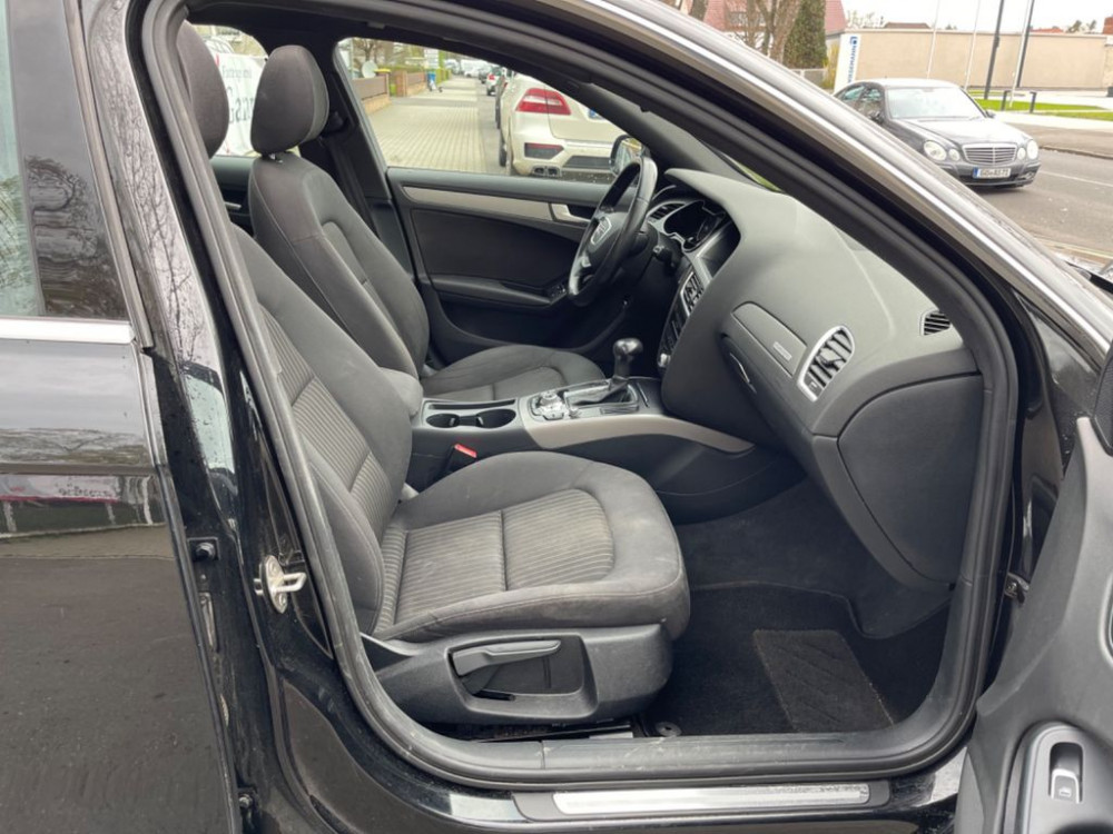 Audi A4 Ambiente quattro Aut-Pano STHZ Navi Kamer AHK 2014/9