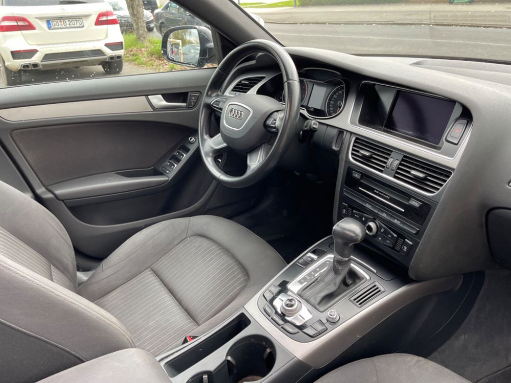 Audi A4 Ambiente quattro Aut-Pano STHZ Navi Kamer AHK 2014/9