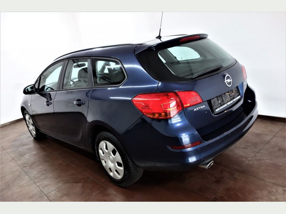 Opel Astra J Sports Tourer Edition Automatik/Klima/E5 2012/3