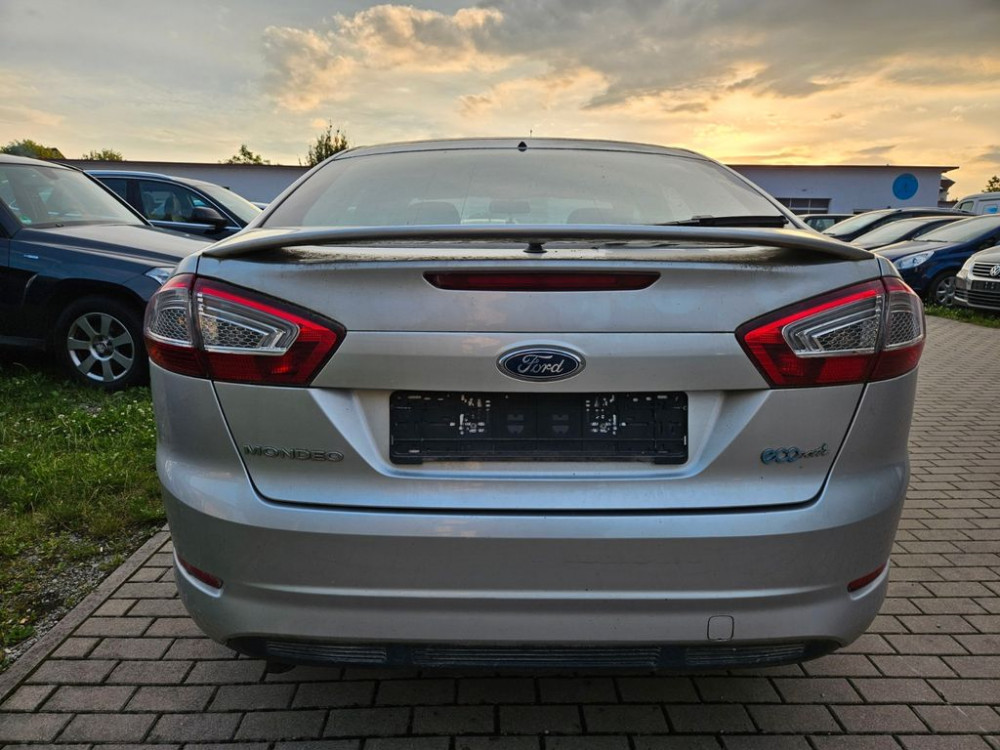 Ford Mondeo Lim. Trend 2011/12