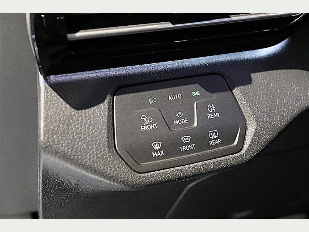 Volkswagen ID.5 Pro AHK PANO LED NAVI SPORTPAKET IQ.LIGHT 2022/12