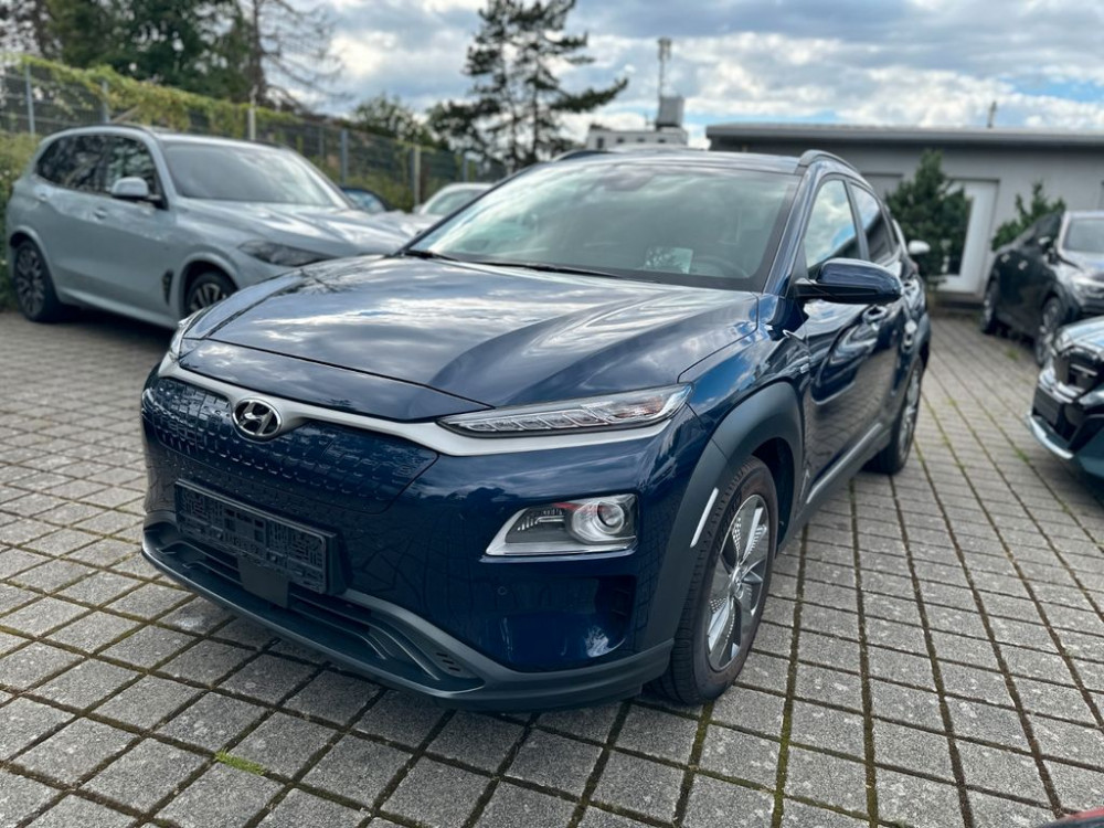 Hyundai Kona Electric Premium 64kWh /Schiebedach /Leder 2020/11