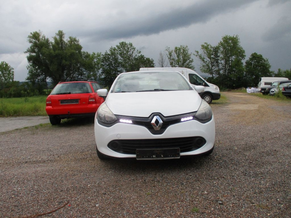 Renault Clio IV Expression 2013/8