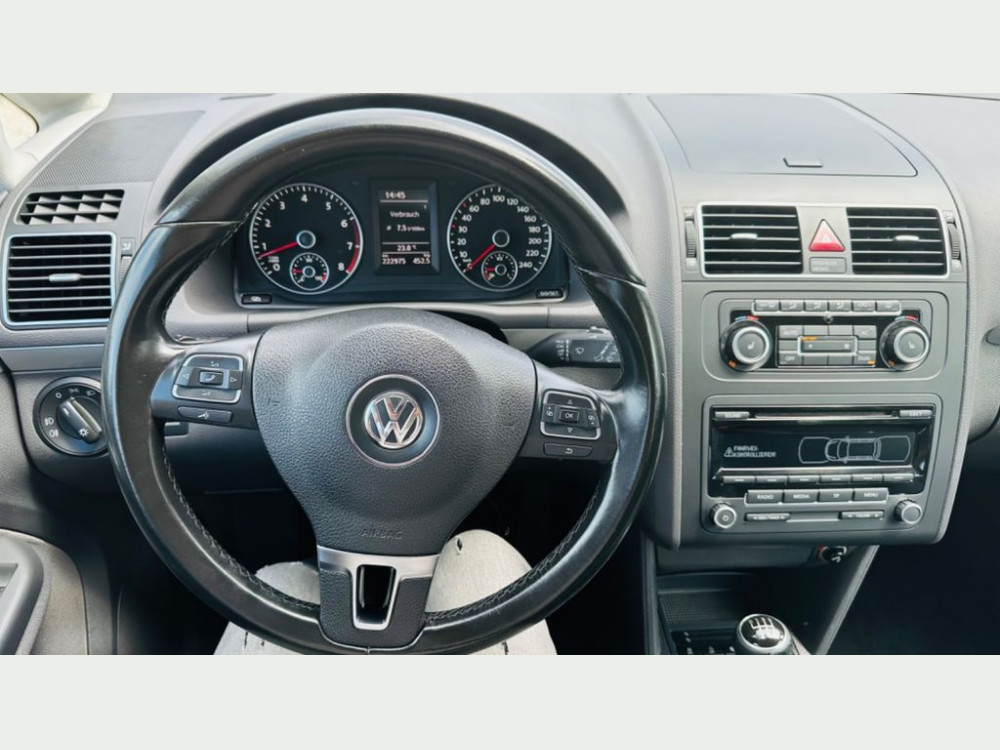 Volkswagen Touran 7 Sitze ,Klimaautomatik,AHK 2011/10