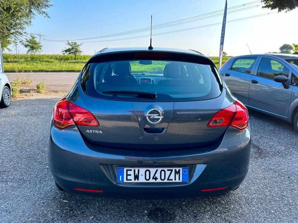 Opel Opel Astra 1.6 16V VVT 5 porte Enjoy 2010/1