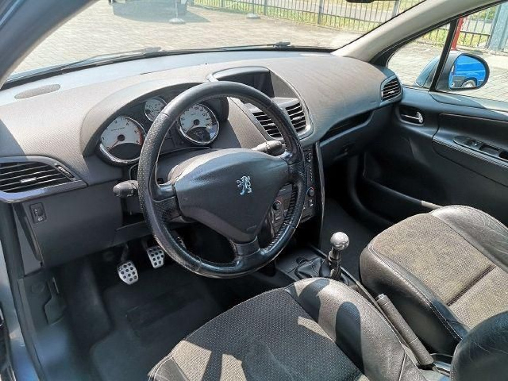 Peugeot PEUGEOT 207 1.6 HDi 110CV 3p. Féline 2007/10