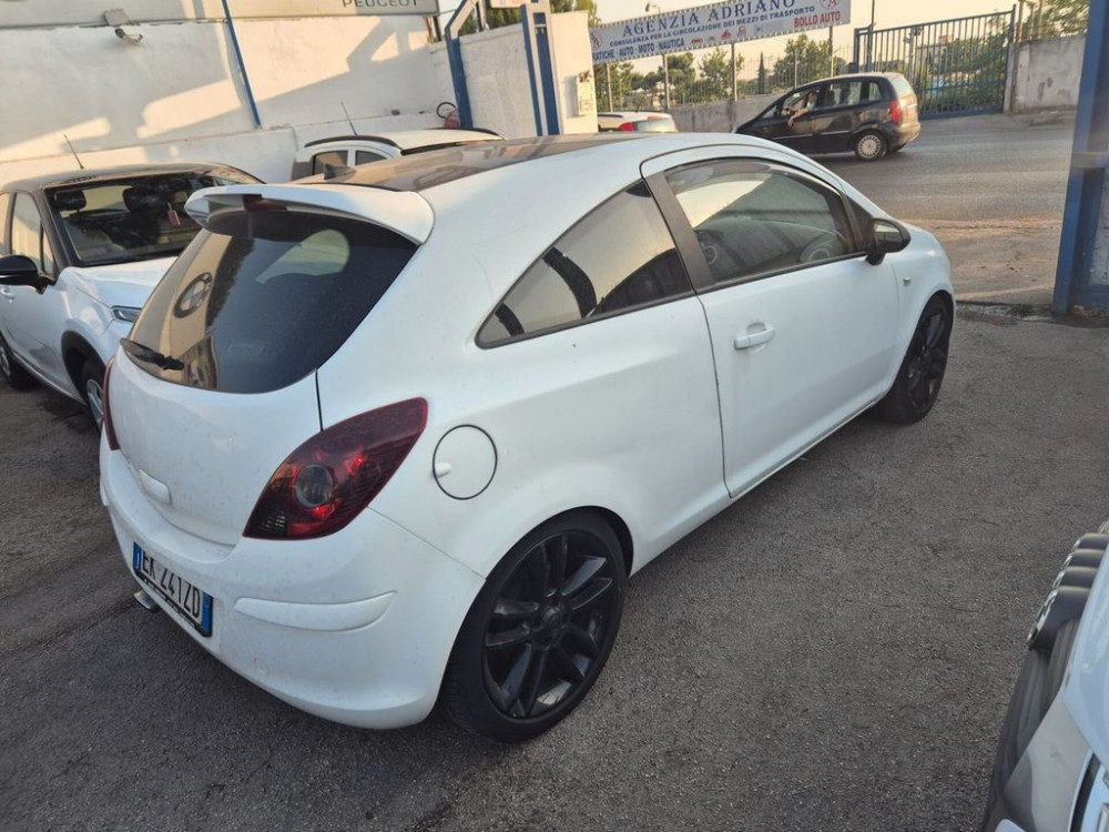 Opel Opel Corsa 1.3 CDTI Sport navi bixeno 2012 2012/1