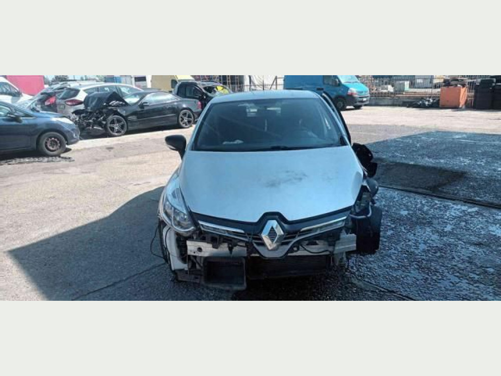 Renault RENAULT Clio 1.5 DCI INCIDENTATA 2016/5