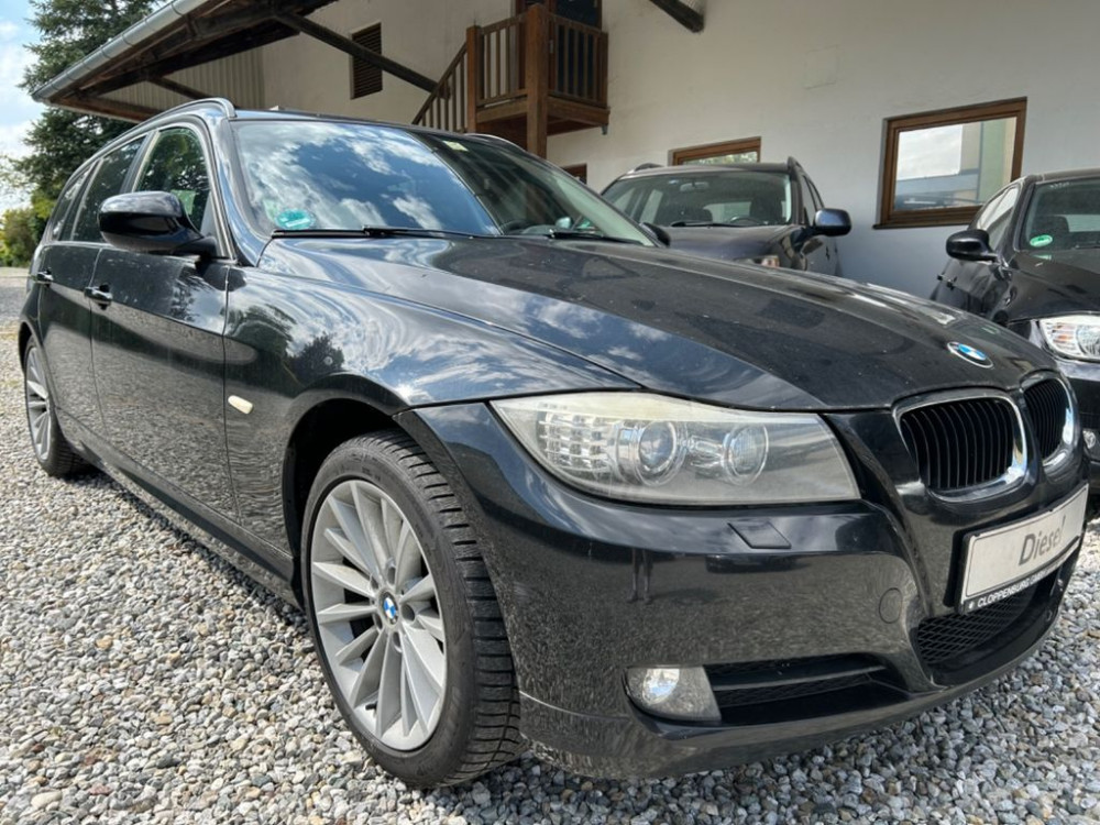 BMW 320 Baureihe 3 Touring d *Tempomat*SHZ*AHK* 2010/7