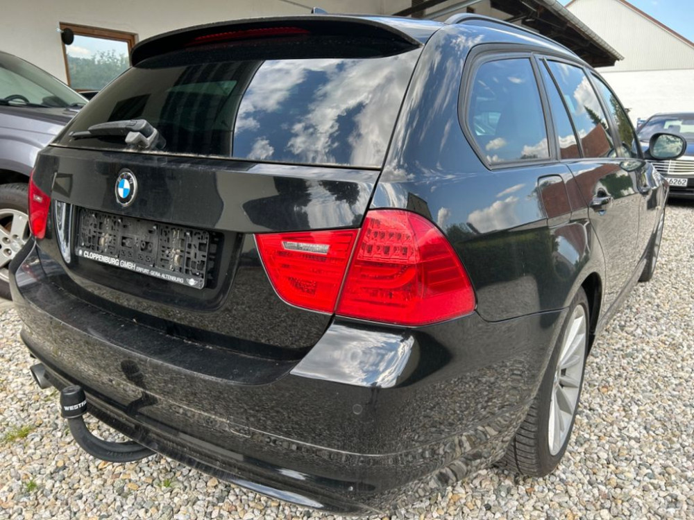 BMW 320 Baureihe 3 Touring d *Tempomat*SHZ*AHK* 2010/7