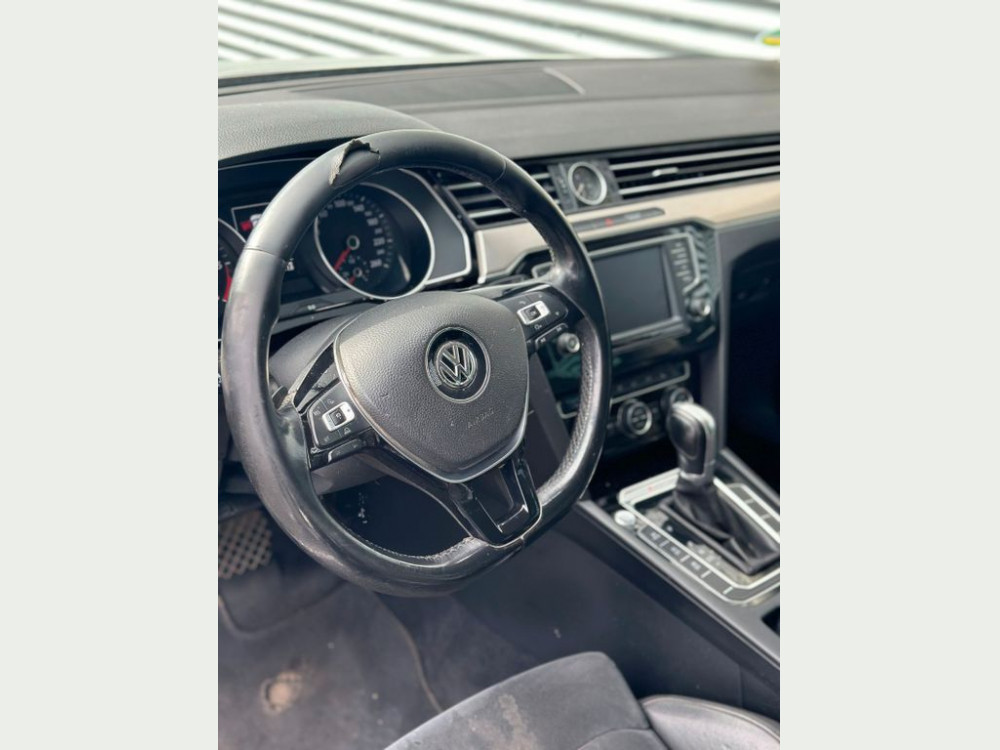 Volkswagen Passat Variant Highline/ R-Line/4Motion/TÜV/DSG 2015/10