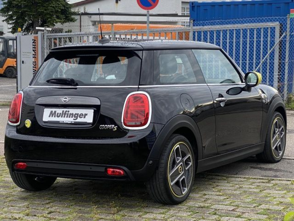 MINI Cooper SE Sports.Kamera Navi Sitzh.Temp.LED 17" 2021/3