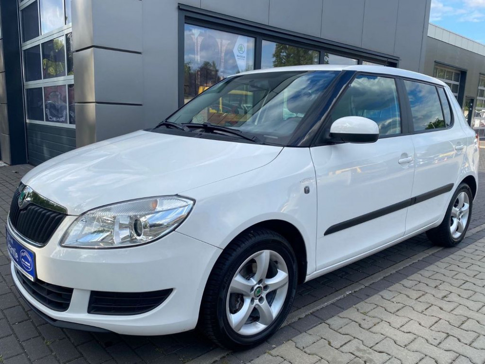 Skoda Fabia 1.2 TSI Family 2012/6