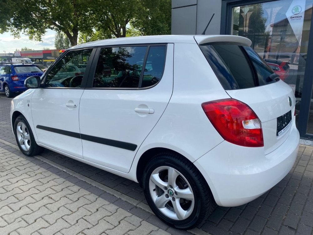 Skoda Fabia 1.2 TSI Family 2012/6