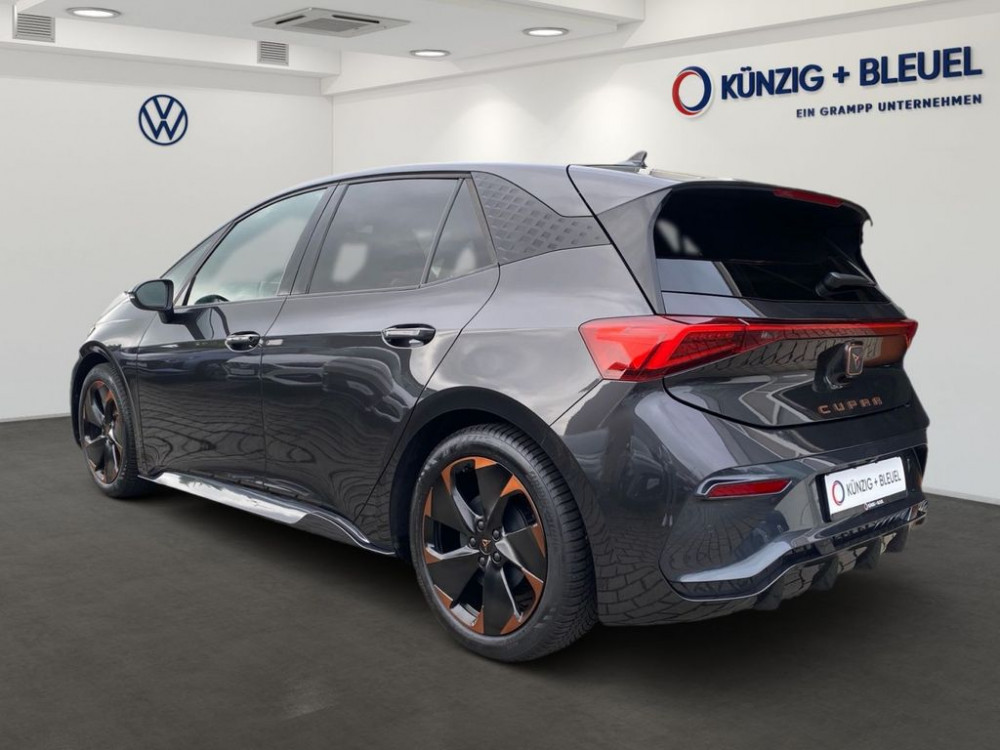 Cupra Born Basis 150kW Kamera ACC 2022/2