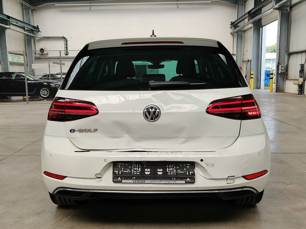 Volkswagen Golf CCS-LADEDOSE LED DYNAUDIO R-KAM LED 2020/3