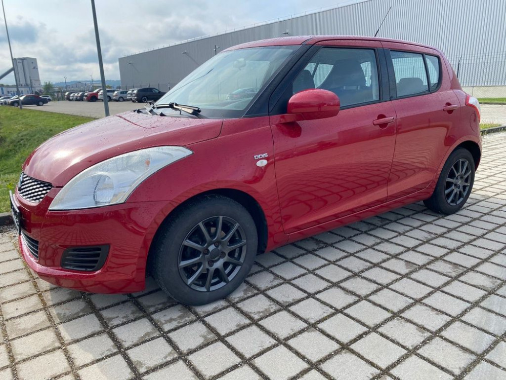 Suzuki Swift Club    Euro 5 Kat 2013/9