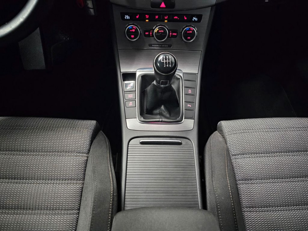 Volkswagen Passat Variant Comfortline 2.0 TDI + Bi-Xenon 2013/4