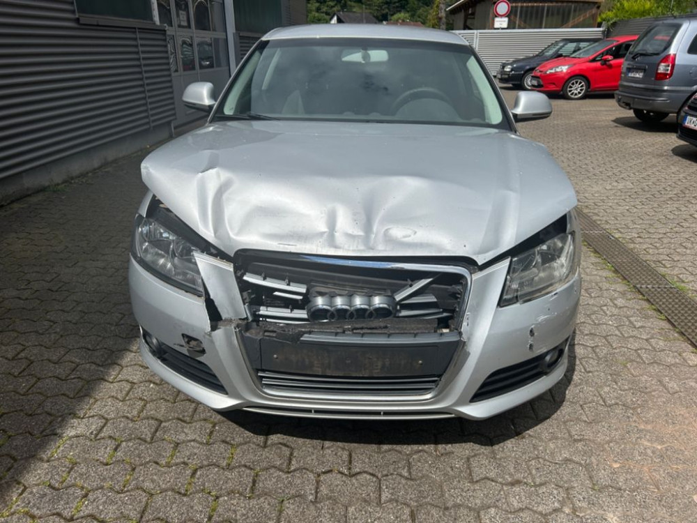 Audi A3 1.6 Attraction 2010/3