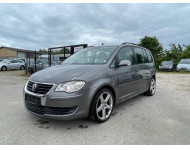 Volkswagen Touran 2.0 TDI DSG 7 seats